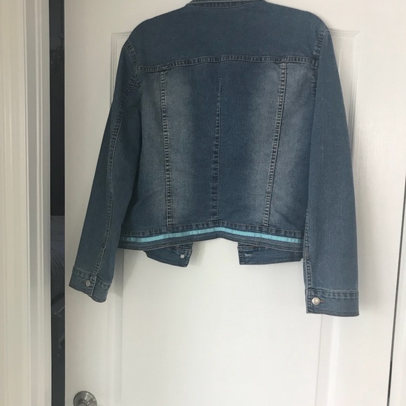 Jean jacket - Picture 2 of 2